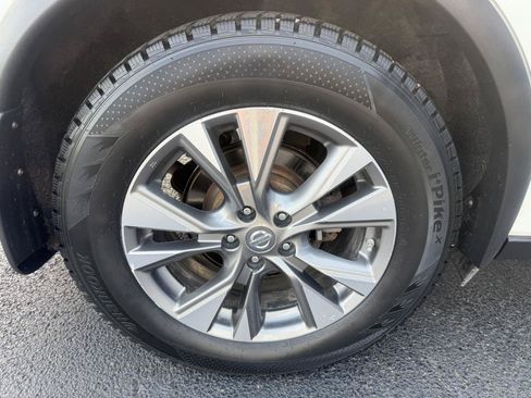 Used 2018 Nissan Murano SV AWD/4WD image 24