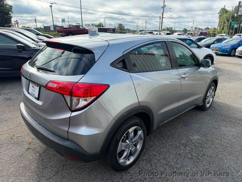 Used 2022 Honda HR-V LX image 5