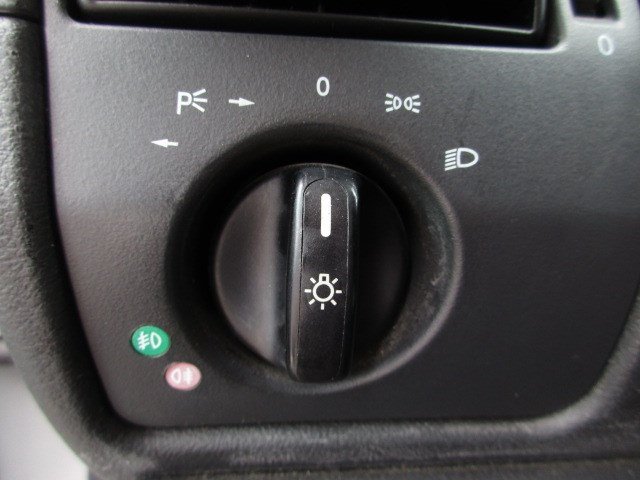Used 2002 Mercedes-Benz SLK 230 image 24