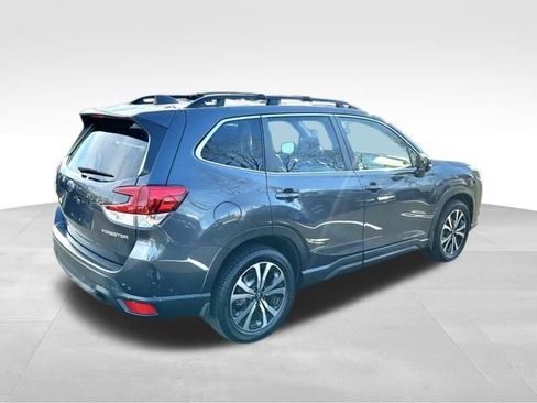 Used 2023 Subaru Forester Limited image 7