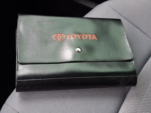 Used 2022 Toyota Corolla SE image 24