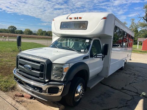 Used 2013 Ford F550 2WD Regular Cab Super Duty w/ Payload Upgrade Pkg image 13