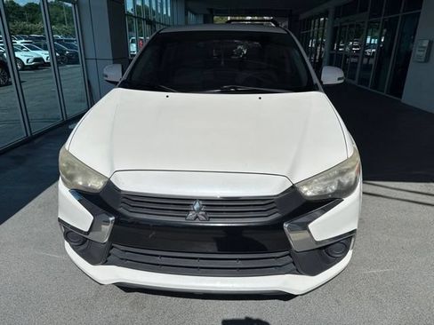 Used 2017 Mitsubishi Outlander Sport LE FWD image 2