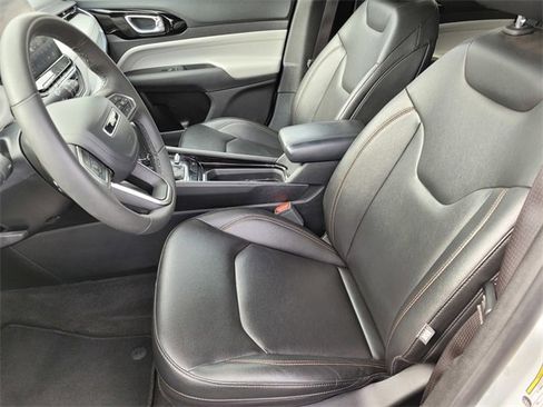 Used 2024 Jeep Compass Limited image 16