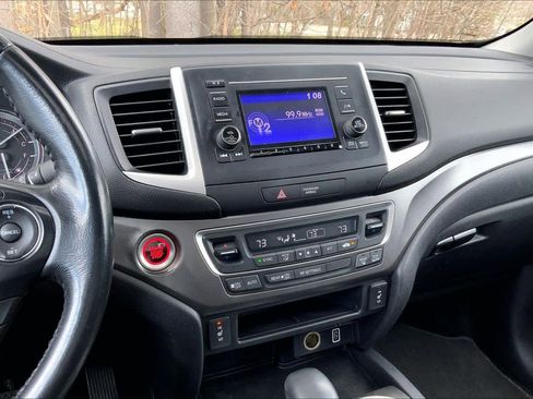 Used 2019 Honda Ridgeline RTL image 7
