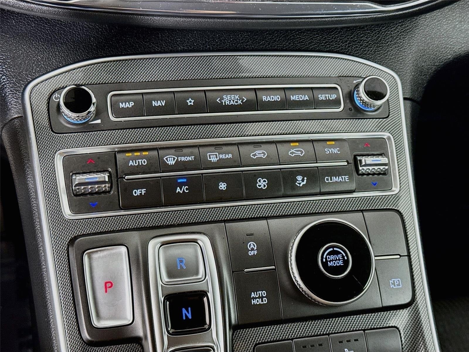 Used 2023 Hyundai Santa Fe SEL FWD image 18