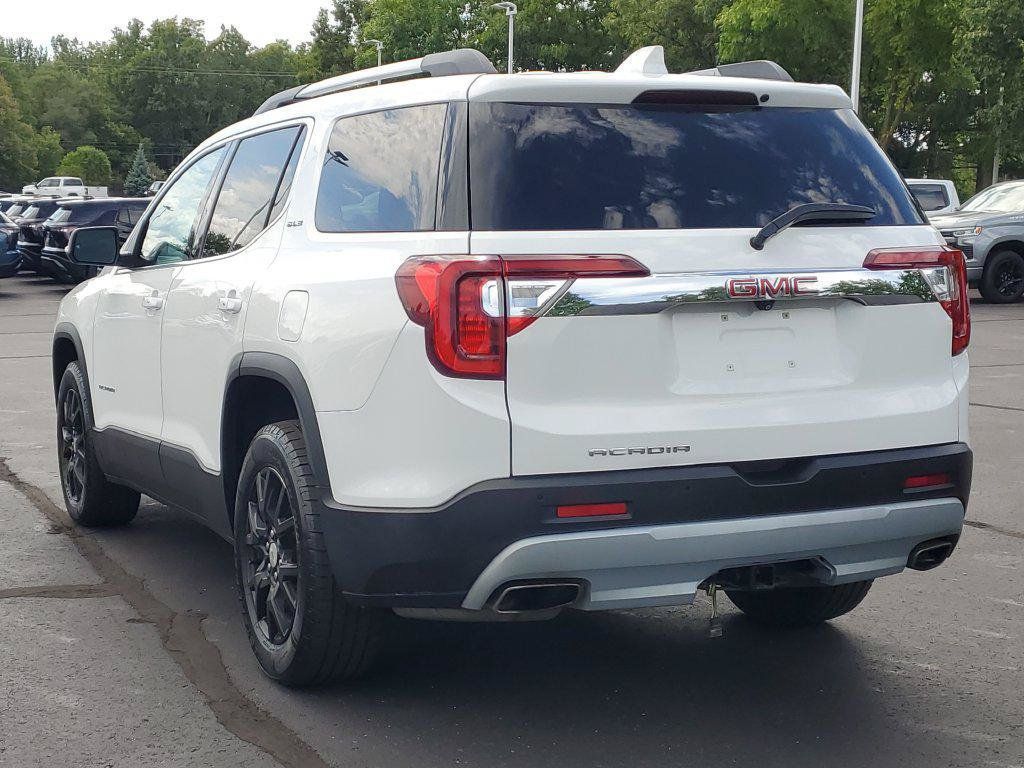 Used 2020 GMC Acadia SLE w/ Driver Convenience Package FWD image 4