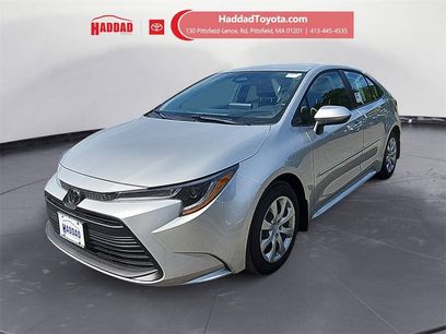New 2025 Toyota Corolla LE