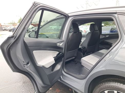 New 2026 Volkswagen ID.4 Pro image 12