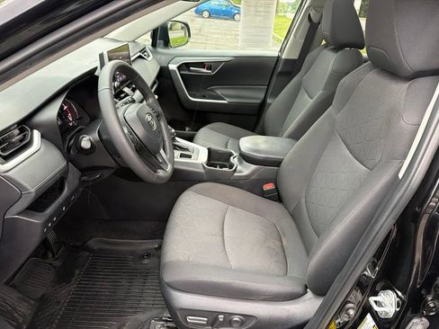 Used 2024 Toyota RAV4 XLE w/ Convenience Package AWD/4WD image 21