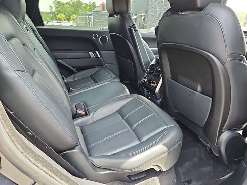 Used 2018 Land Rover Range Rover Sport HSE AWD/4WD image 15