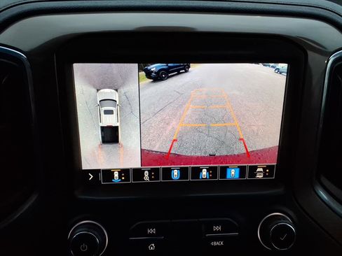 Certified 2021 Chevrolet Silverado 1500 High Country w/ Technology Package image 21