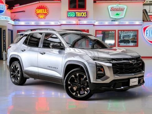 Used 2025 Chevrolet Equinox RS w/ Safety and Technology Package AWD/4WD image 1