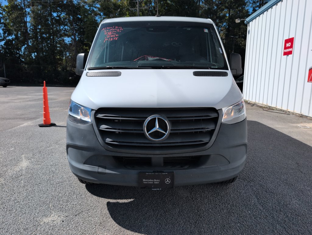 Used 2023 Mercedes-Benz Sprinter 1500 image 3