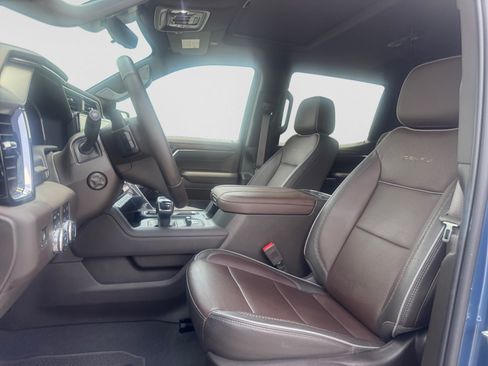 Certified 2024 GMC Sierra 1500 Denali w/ Denali Reserve Package AWD/4WD image 11
