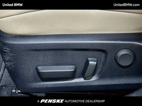 Used 2020 Lexus IS 350 F Sport w/ F Sport Package RWD image 4