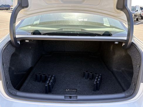 Used 2013 Volkswagen Passat 2.5 SE image 22