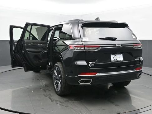 New 2025 Jeep Grand Cherokee Overland w/ Adv Protech Group III image 54