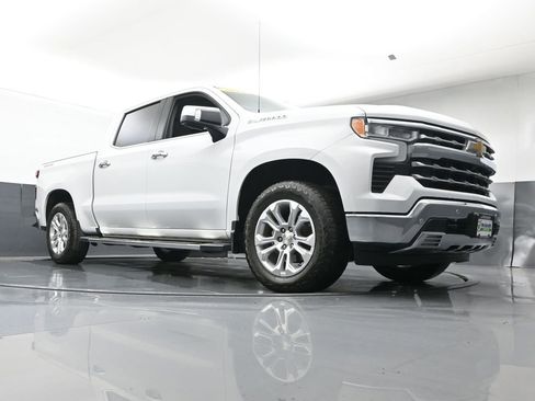 Used 2023 Chevrolet Silverado 1500 LTZ w/ LTZ Premium Package image 24