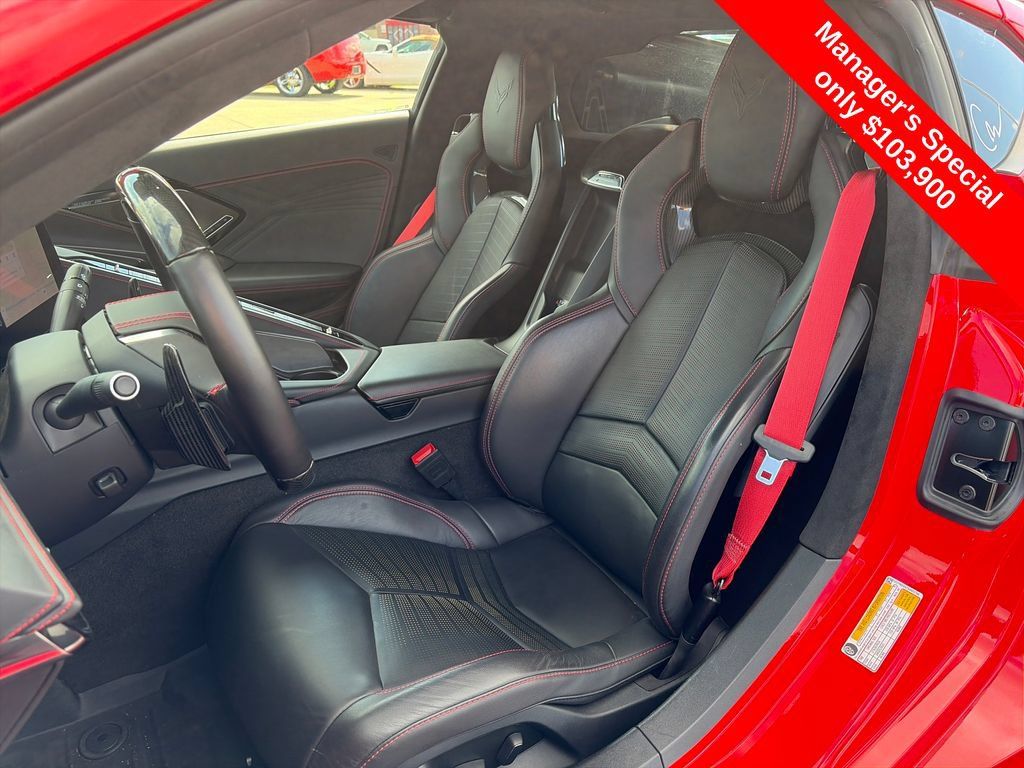 Used 2025 Chevrolet Corvette E-Ray w/ Stealth Interior Trim Package AWD/4WD image 25