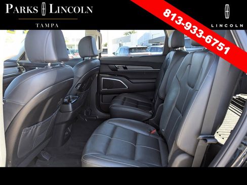 Used 2022 Kia Telluride EX w/ EX Premium Package image 12