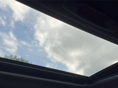 Certified 2024 Toyota Sienna XLE Woodland Edition image 22