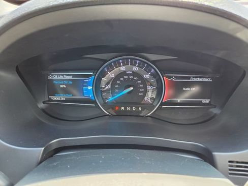 Used 2018 Ford Explorer XLT w/ Equipment Group 202A AWD/4WD image 31