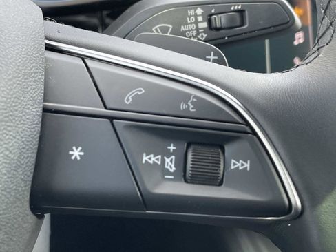 Certified 2023 Audi Q3 2.0T Premium Plus w/ Premium Plus Package image 24