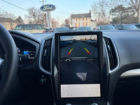 Used 2024 Ford Edge SEL w/ Convenience Package image 28