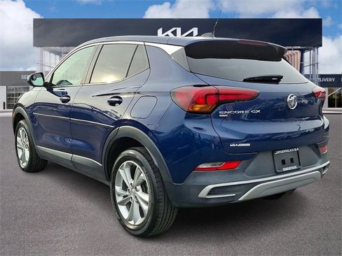 Used 2023 Buick Encore GX Preferred w/ Cold Weather Comfort Package image 4