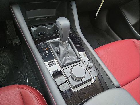 New 2026 MAZDA MAZDA3 Carbon image 27