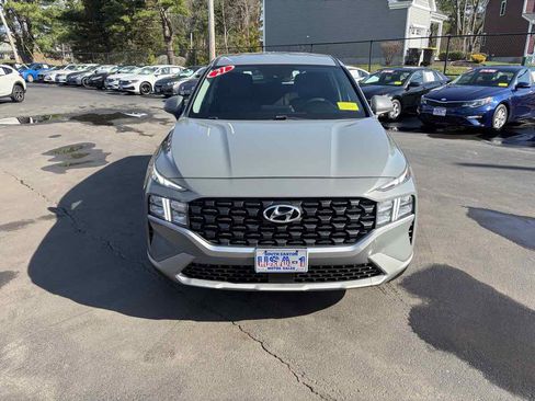 Used 2021 Hyundai Santa Fe SE image 3