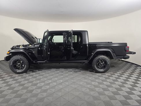 New 2026 Jeep Gladiator Willys image 16