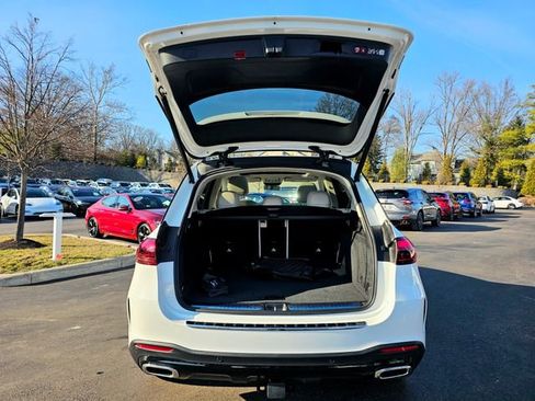 New 2026 Mercedes-Benz GLE 450 4MATIC image 9