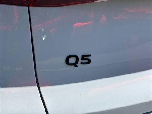 Certified 2025 Audi Q5 Prestige AWD/4WD image 39