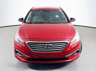 Used 2017 Hyundai Sonata SE video 2
