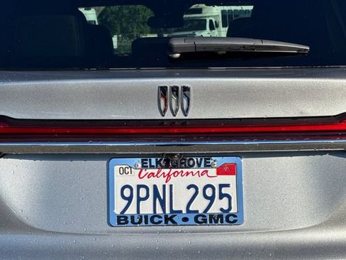Used 2025 Buick Enclave Preferred FWD image 52
