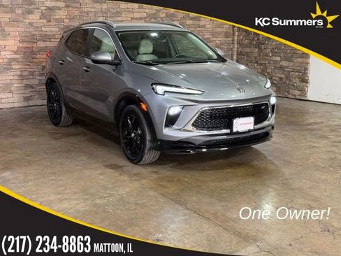 Used 2025 Buick Encore GX Sport Touring FWD image 1