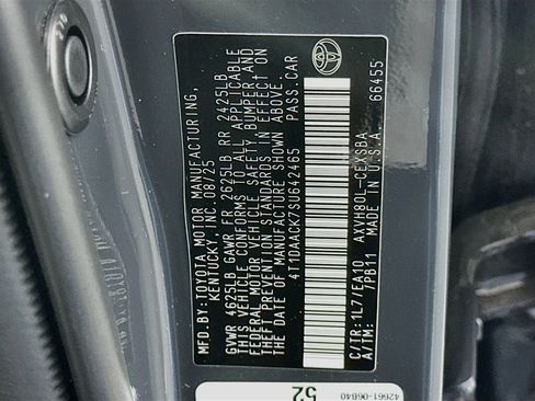 Used 2025 Toyota Camry SE FWD image 12