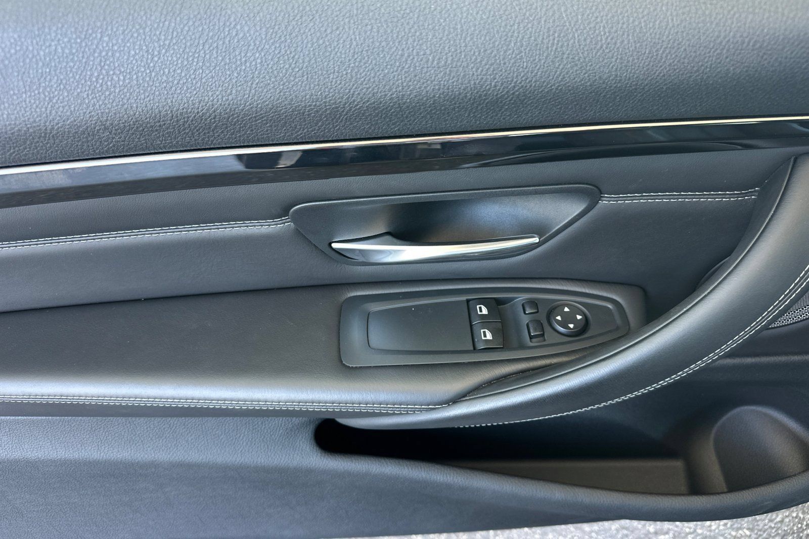 Used 2015 BMW M4 Coupe RWD image 12