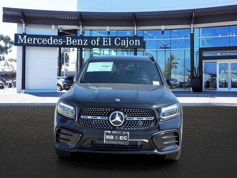 New 2026 Mercedes-Benz GLB 250 image 2