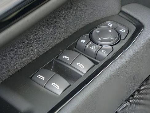 New 2026 GMC Sierra 2500 AT4 w/ AT4 Premium Plus Package AWD/4WD image 15