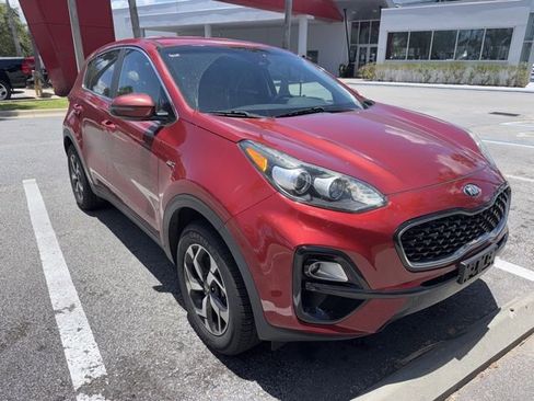 Used 2020 Kia Sportage LX w/ LX Popular Package AWD/4WD image 2