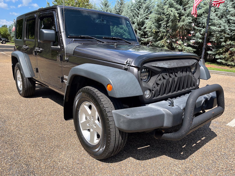 Used 2016 Jeep Wrangler Unlimited Sport w/ Quick Order Package 24S AWD/4WD image 32