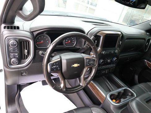 Certified 2020 Chevrolet Silverado 2500 High Country w/ Z71 Off-Road Package AWD/4WD image 26
