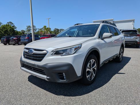 Used 2020 Subaru Outback Limited w/ Popular Package #2 AWD/4WD image 7