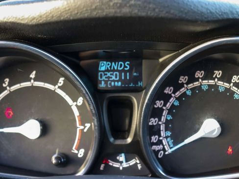 Used 2016 Ford Fiesta SE image 19