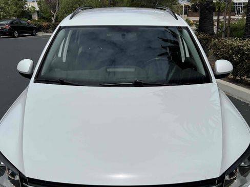 Used 2017 Volkswagen Tiguan Limited w/ Premium Package FWD image 43