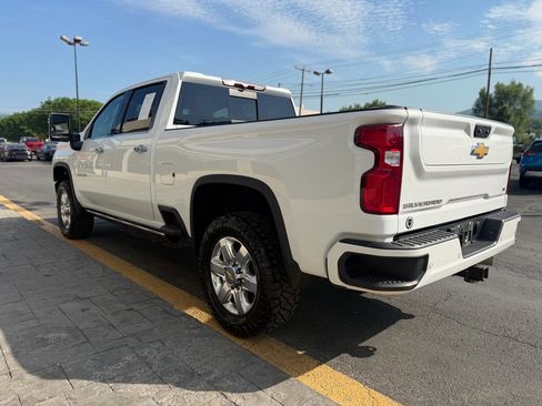 Used 2022 Chevrolet Silverado 2500 LTZ w/ Z71 Chrome Sport Edition AWD/4WD image 6