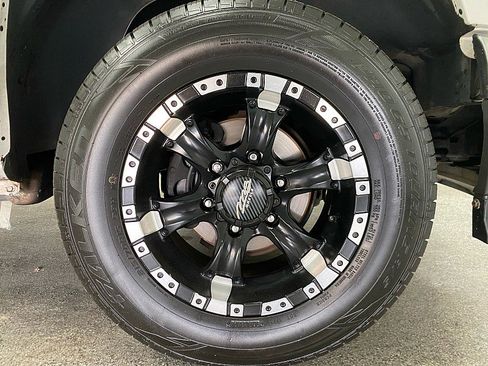 Used 2005 Chevrolet Colorado 2WD Extended Cab image 25